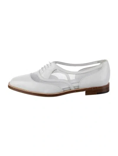 Pre-owned Manolo Blahnik Leather Oxfords In White
