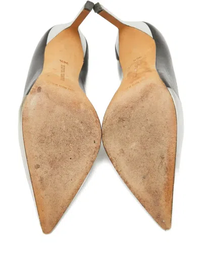 Pre-owned Manolo Blahnik Leather Pumps