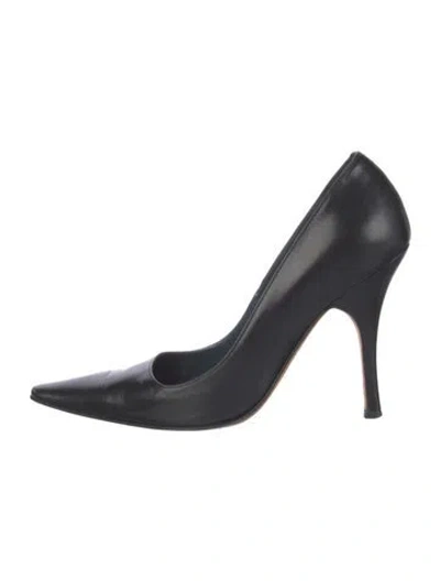 Pre-owned Manolo Blahnik Leather Pumps In Black
