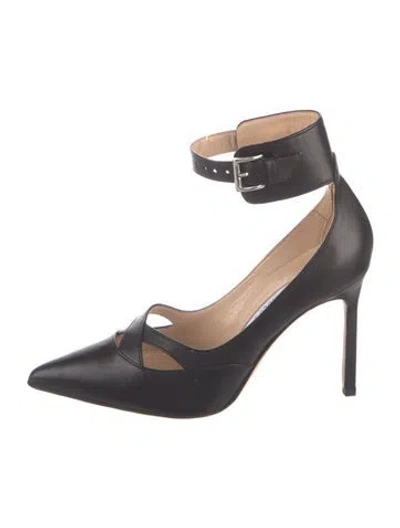 Pre-owned Manolo Blahnik Leather Pumps In Black