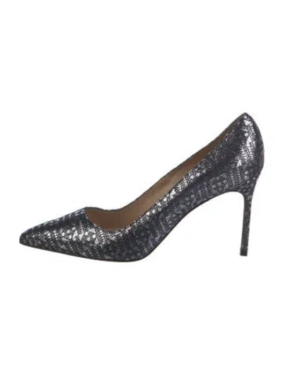 Pre-owned Manolo Blahnik Leather Pumps In Blue