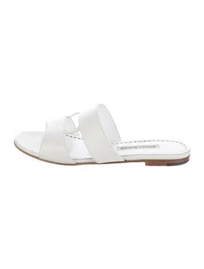 Pre-owned Manolo Blahnik Leather Slides In White