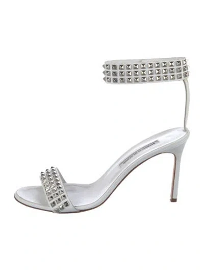 Pre-owned Manolo Blahnik Leather Studded Accents Sandals In White