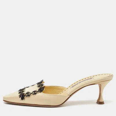 Pre-owned Manolo Blahnik Light Yellow Satin Lace Detail Mules Size 38.5