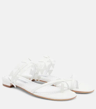 Manolo Blahnik Maura Leather Thong Sandals In White