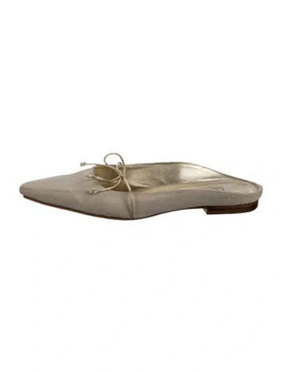 Pre-owned Manolo Blahnik Mules In Gold