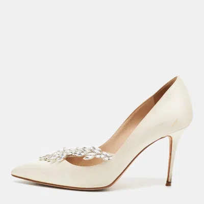 Pre-owned Manolo Blahnik Nadira Size 38 White Satin Crystal Embellished Pumps
