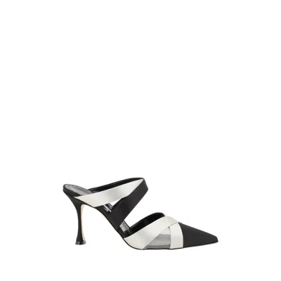 Manolo Blahnik Oyounak Women's Pumps