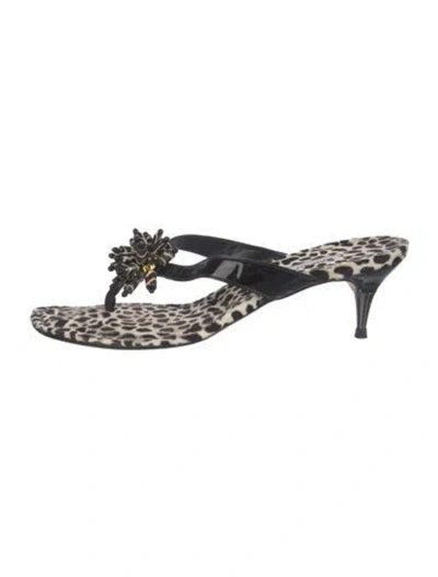 Pre-owned Manolo Blahnik Patent Leather Beaded Accents Flip Flops In Neutral