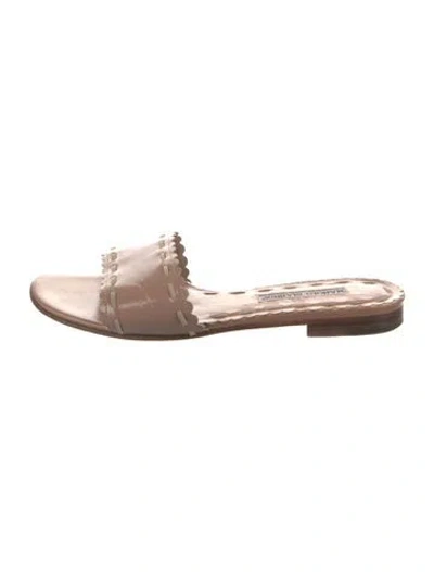 Pre-owned Manolo Blahnik Patent Leather Scalloped Accent Slides In Neutral