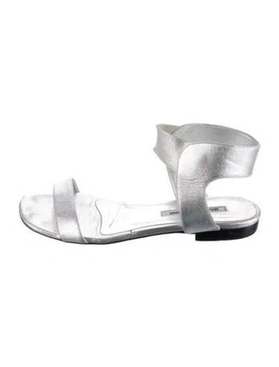 Pre-owned Manolo Blahnik Patent Leather Slides