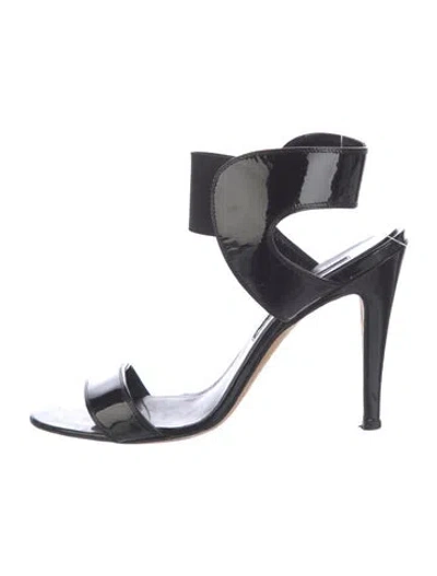 Pre-owned Manolo Blahnik Patent Leather Slingback Sandals In Black