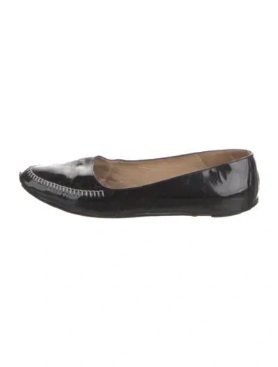 Pre-owned Manolo Blahnik Patent Leather Whipstitch Trim Ballet Flats In Black