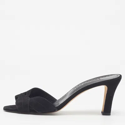 Pre-owned Manolo Blahnik Pirua Size 41 Black Suede Slide Sandals