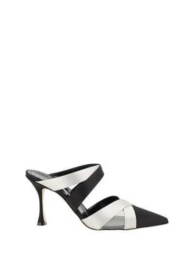 MANOLO BLAHNIK MANOLO BLAHNIK PUMPS