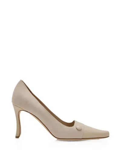 Manolo Blahnik Quantapla Button-detail Pumps In Neutral