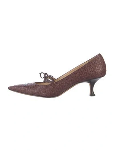 Pre-owned Manolo Blahnik Raffia Pumps In Brown