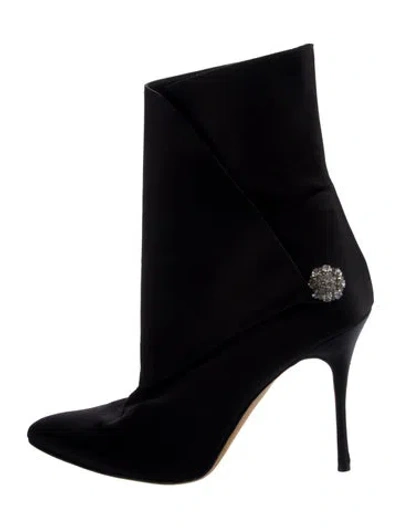 Pre-owned Manolo Blahnik Satin Boots In Black