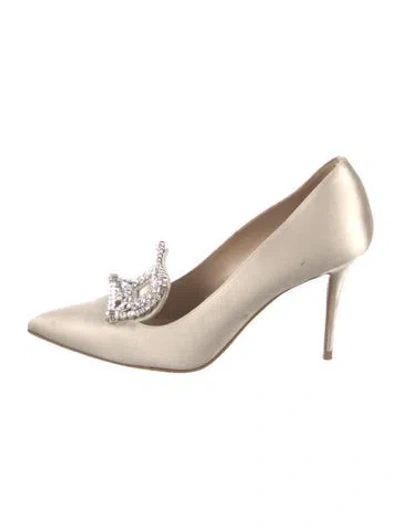 Pre-owned Manolo Blahnik Satin Crystal Embellishments Pumps In Neutral