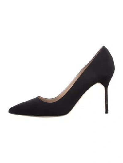 Pre-owned Manolo Blahnik Satin Pumps In Black