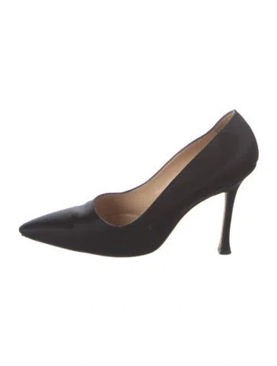 Pre-owned Manolo Blahnik Satin Pumps In Black