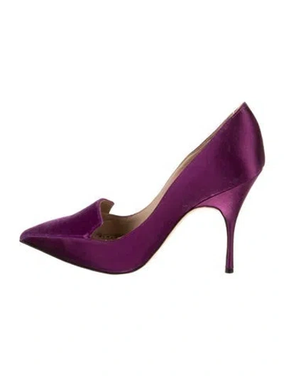 Pre-owned Manolo Blahnik Satin Pumps In Purple