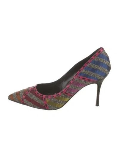 Pre-owned Manolo Blahnik Striped Pumps In Pink