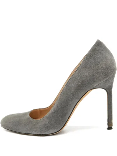 Pre-owned Manolo Blahnik Suede Pumps