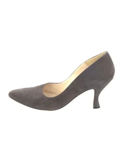 Pre-owned Manolo Blahnik Suede Pumps In Gray