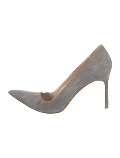 Pre-owned Manolo Blahnik Suede Pumps In Grey