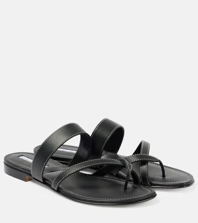 Manolo Blahnik Susacru Leather Thong Sandals In Black