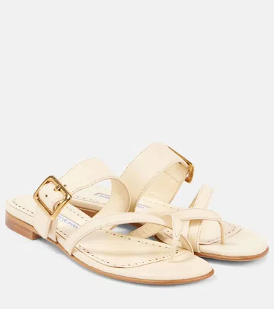 Manolo Blahnik Thalusa 10 Leather Sandals In Weiss