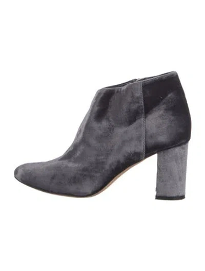 Pre-owned Manolo Blahnik Velvet Boots In Purple