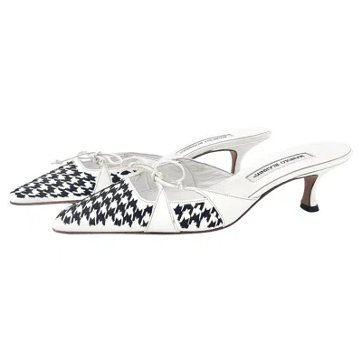 Pre-owned Manolo Blahnik Vintage Houndstooth Bow Pointed Toe Mules Sandals 38.5 In Gray