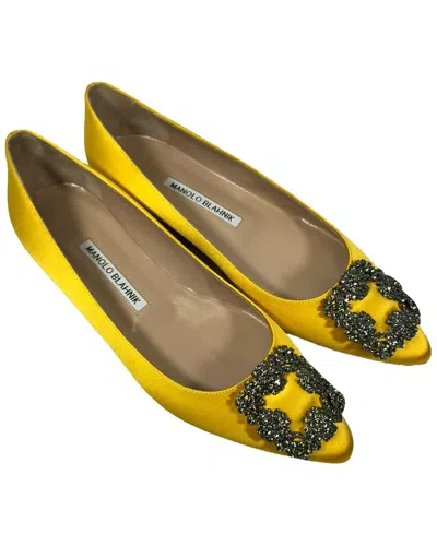 Pre-owned Manolo Blahnik Women's Satin Jewel Buckle Pump (authentic Pre-loved) In Yellow