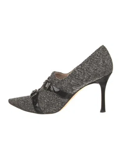 Pre-owned Manolo Blahnik Wool Keyhole Accent Pumps In Multi