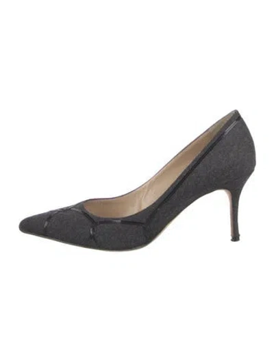 Pre-owned Manolo Blahnik Wool Pumps In Gray