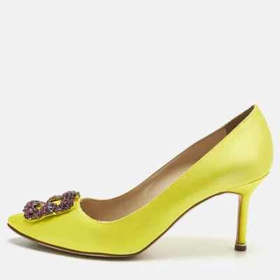 Pre-owned Manolo Blahnik Yellow Satin Hangisi Pumps Size 38.5
