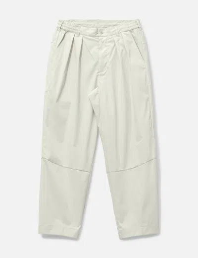 Manors Golf Chino Greenskeeper Trousers In White