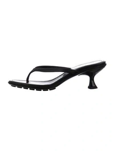 Pre-owned Mansur Gavriel Leather Flip Flops In Black