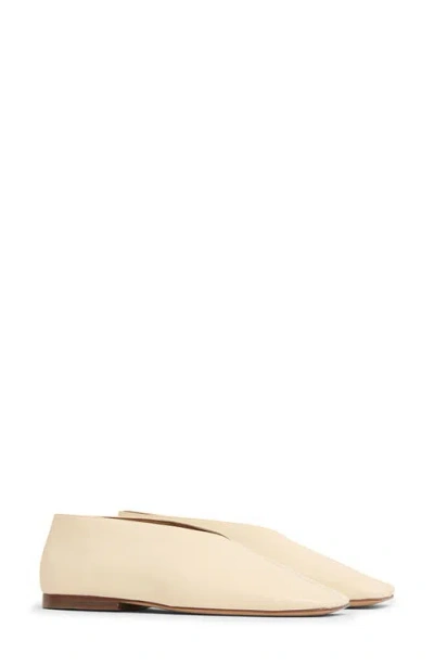 Mansur Gavriel Square Toe Flat In Neutral