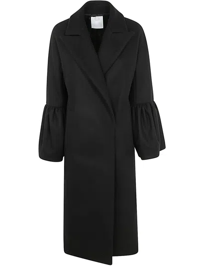 Mantù Coat In Black