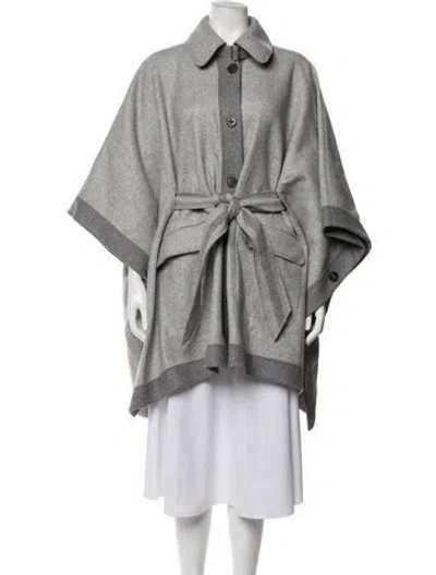 Pre-owned Mantù Virgin Wool Cape In Grey