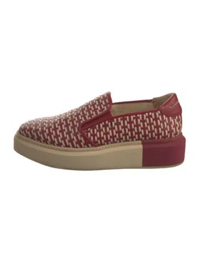 Pre-owned Manuel Barcelò Leather Printed Sneakers In Red