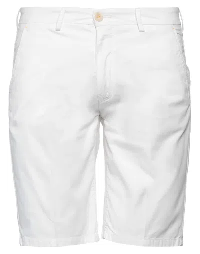 Manuel Ritz Man Shorts & Bermuda Shorts White Size 28 Cotton, Elastane