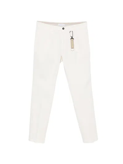 Manuel Ritz Pleated Twill Chinos In 화이트