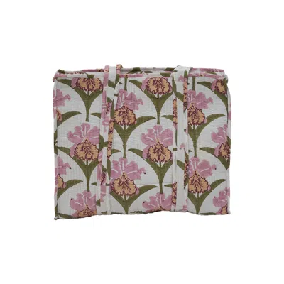 Manuela Cabrales Women's Vexillaria