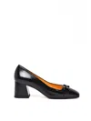 Mara Bini Chocolate Leather Chain Pumps In Black