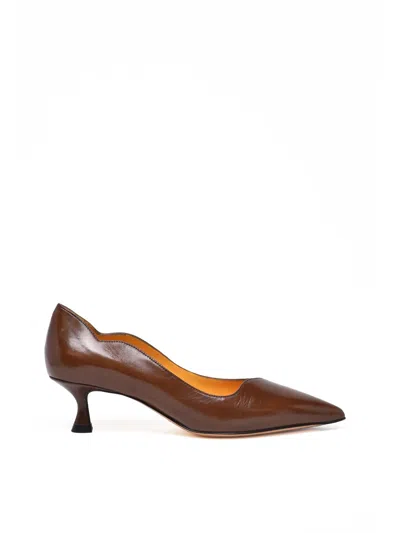 Mara Bini Brown Leather Pumps