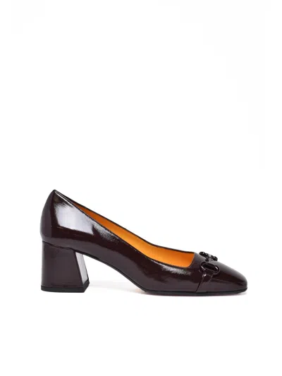 Mara Bini Chocolate Leather Chain Pumps In Brown